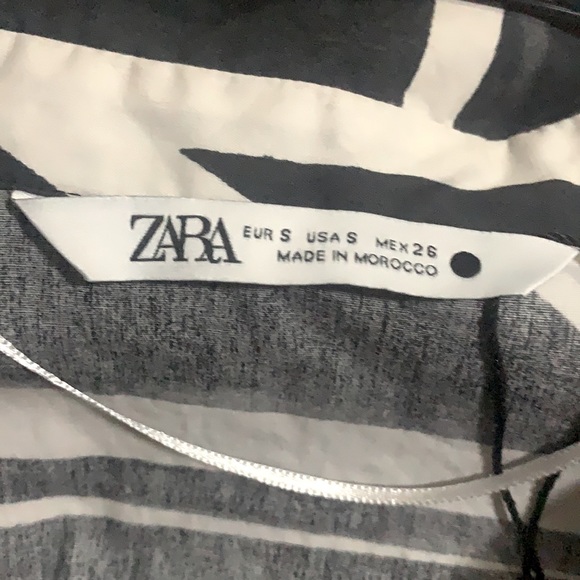 NWOT ZARA printed crop top - Picture 3 of 3